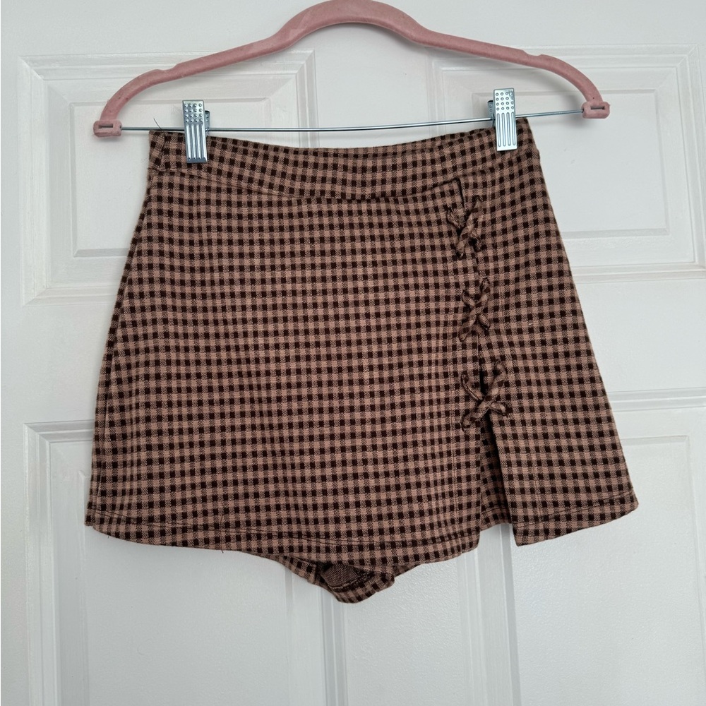 Skirt build in shorts